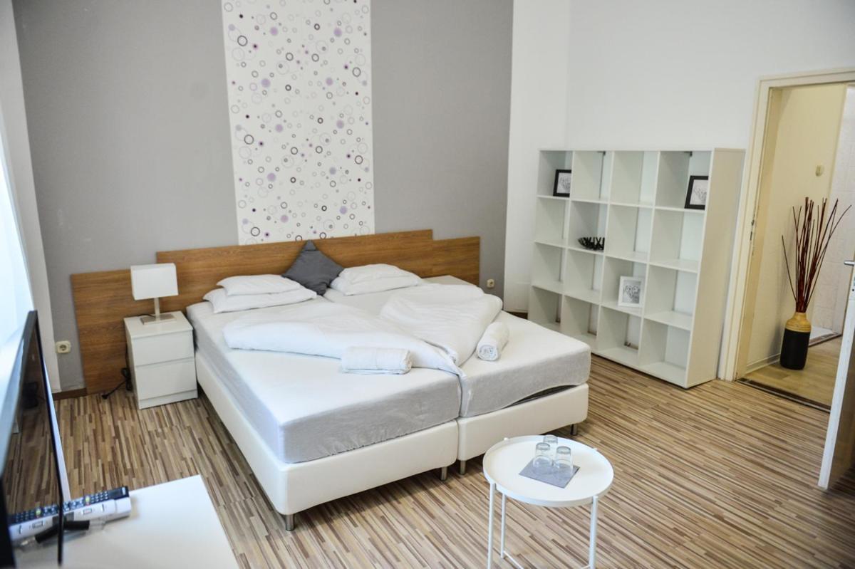 Elmeny Balaton Hotel Alsóörs Zewnętrze zdjęcie