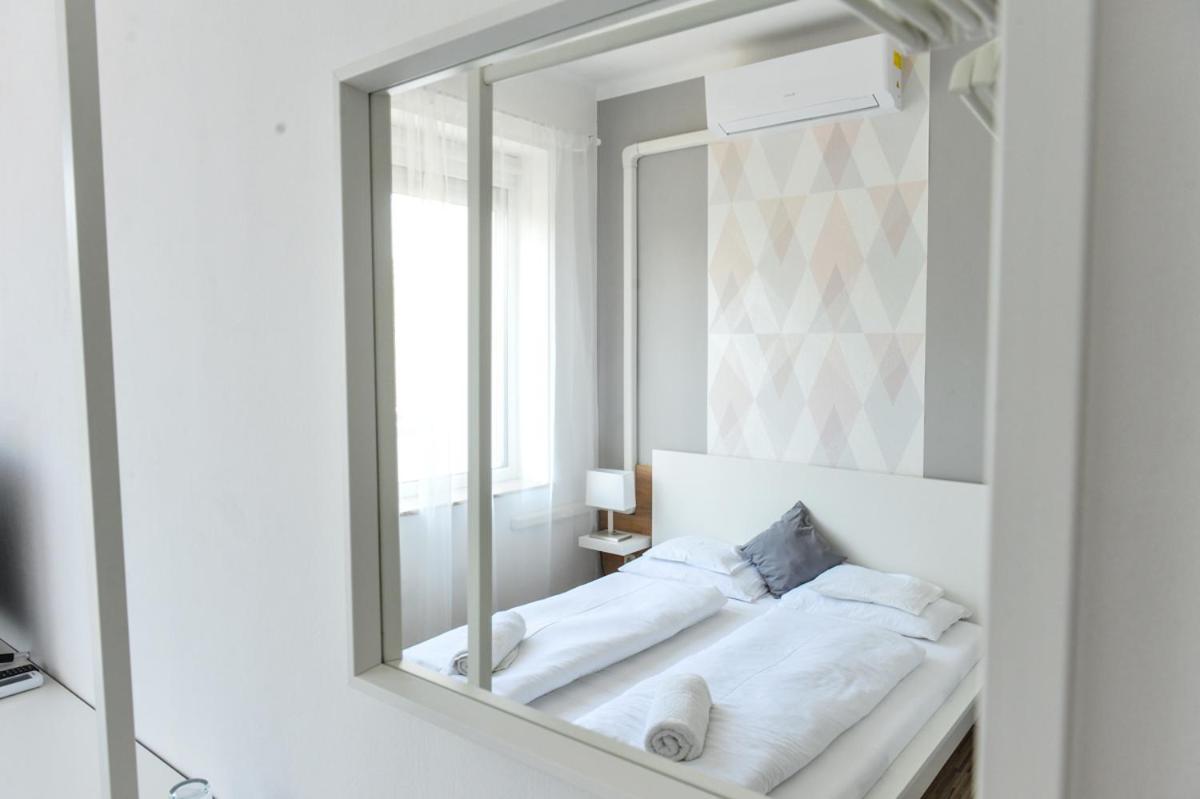 Elmeny Balaton Hotel Alsóörs Zewnętrze zdjęcie